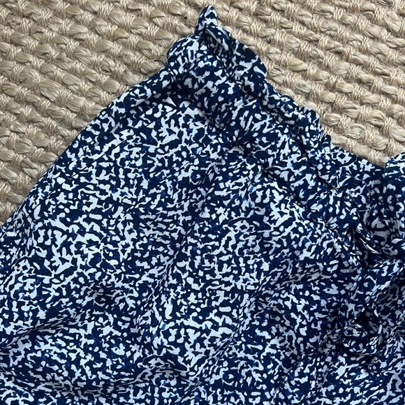 Madewell Pull-On Shorts with Drawstring - Picture 2 of 5